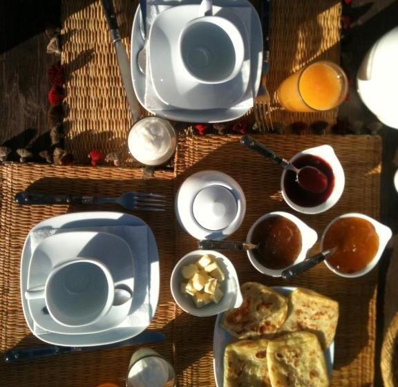 اتاق سوپریور چهار تخته, Riad Meski