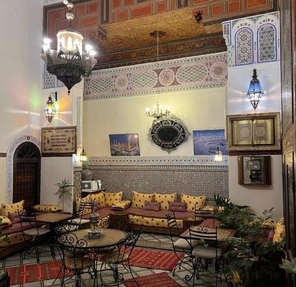 اتاق سوپریور چهار تخته, Riad Meski