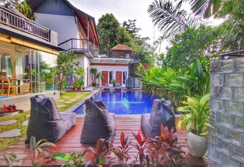 Номер Стандарт, Cornerstone Bali Coworking