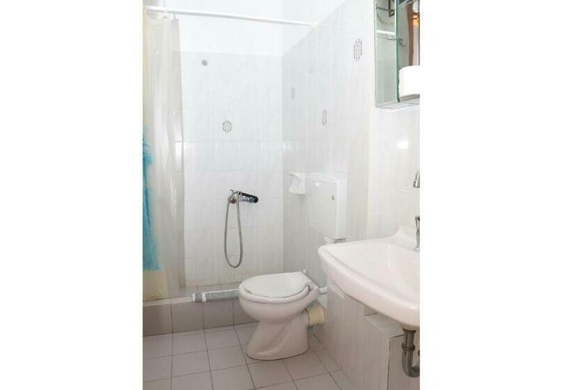 Номер Стандарт Трехместный, Maleatis Apollo Guesthouse