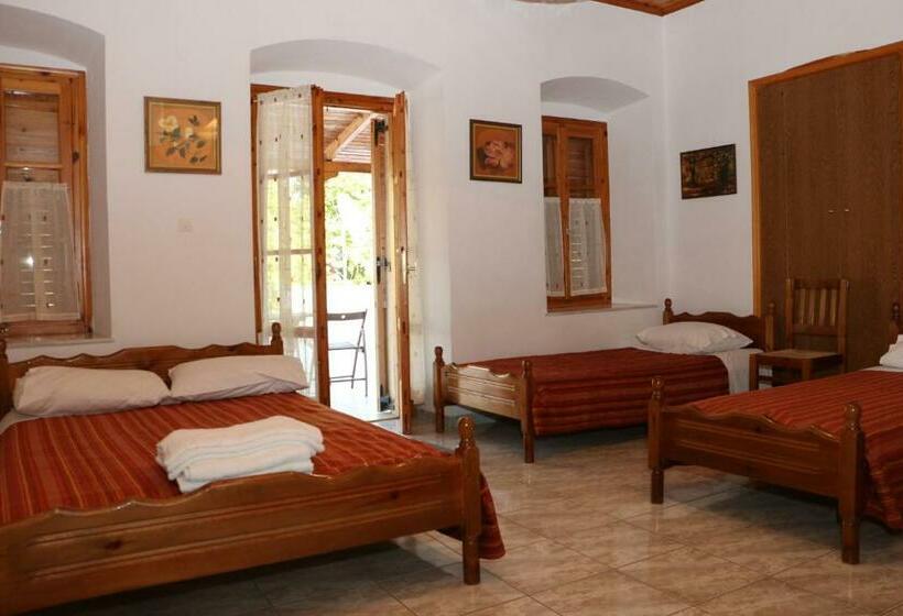 Четырехместный Номер Superior, Maleatis Apollo Guesthouse