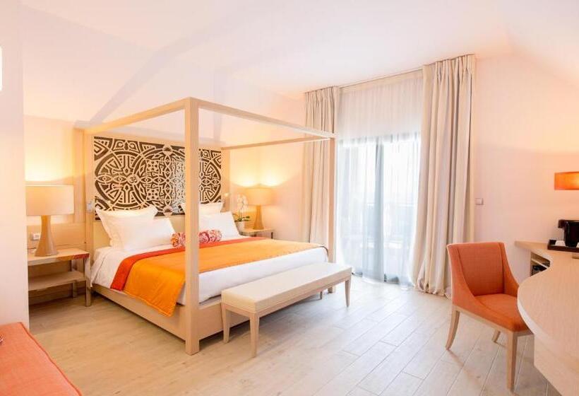 اتاق لوکس با چشم‌انداز باغ, Akoya Hotel & Spa