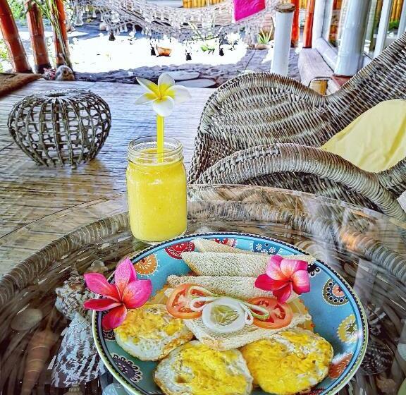 Бунгало Стандарт, Coconut Garden Beach Resort