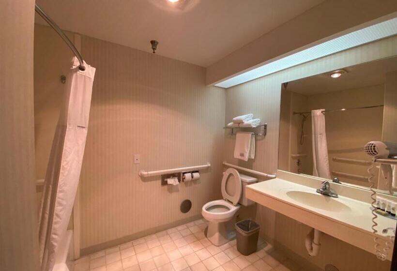 장애인용 주니어 스위트, Lajunta Inn
