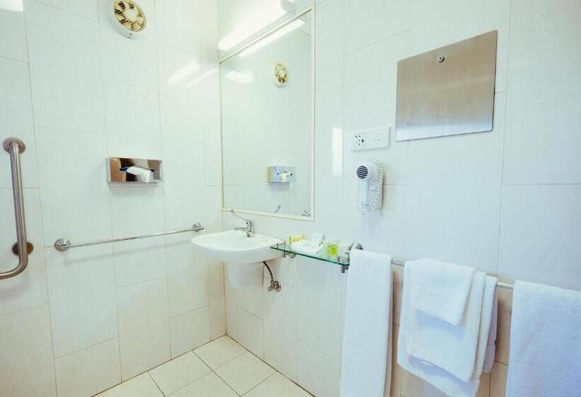 Апартаменты 2 Спальни, Club Motor Inn