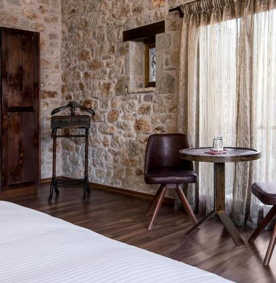 Номер Deluxe с Балконом, Elafos Spa