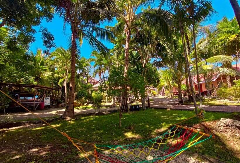 Номер Deluxe с Балконом, Coco Grove Nature Resort