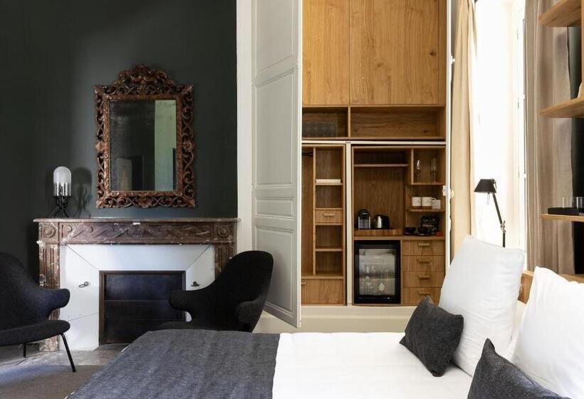 マウンテンビューデラックスルーム, Chateau De La Resle   Design Hotels