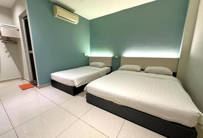 Трехместный Номер Superior, De Uptown Hotel @ P.j. 222