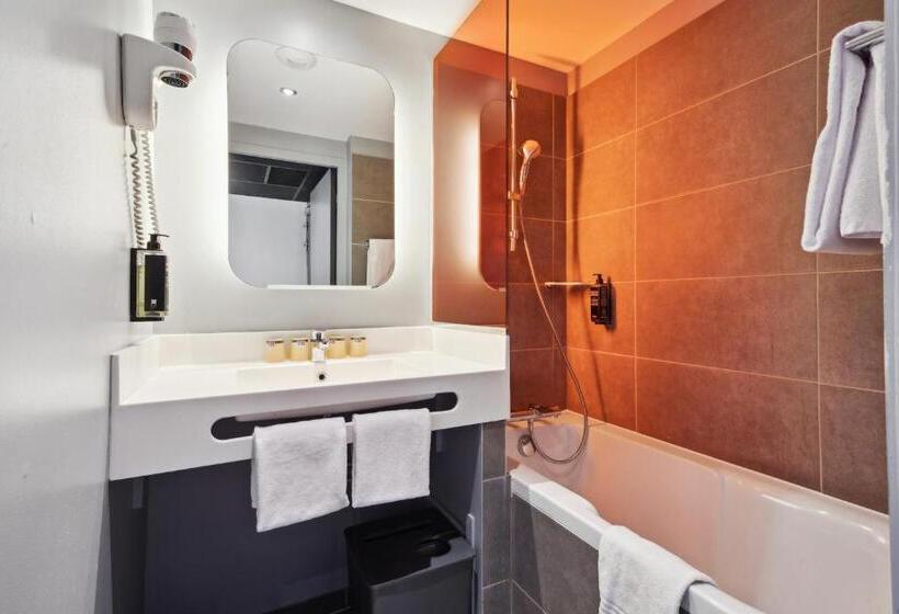 Полулюкс, Ibis Styles Paris Charles De Gaulle Airport