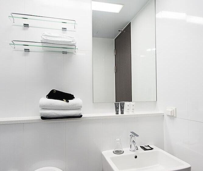 Quarto Estandar, Urban Place Gangnam