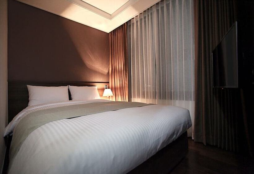 Quarto Deluxe, Urban Place Gangnam