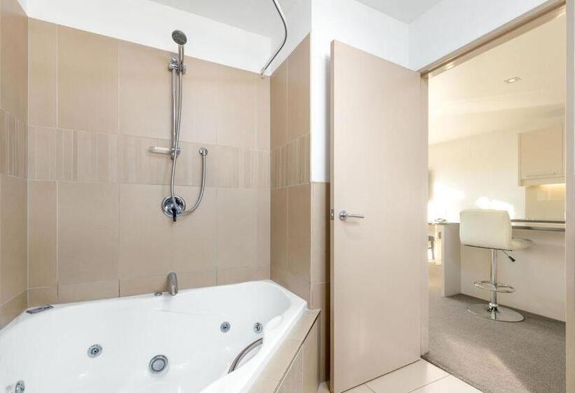 Студио Executive, Palazzo Motor Lodge