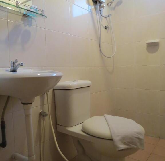 Standardzimmer Queensize Bett, Virgo Batik Resort, Lumut Pulau Pangko