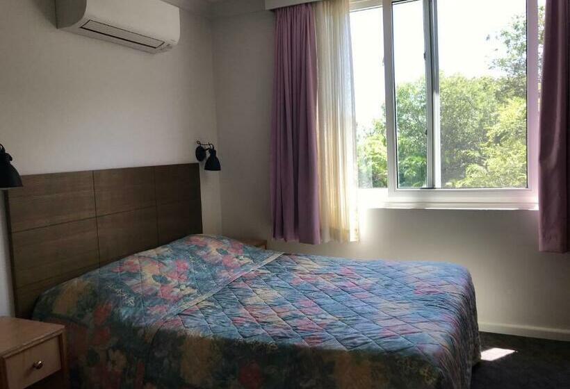 스탠다드 룸, Edgecliff Lodge Motel