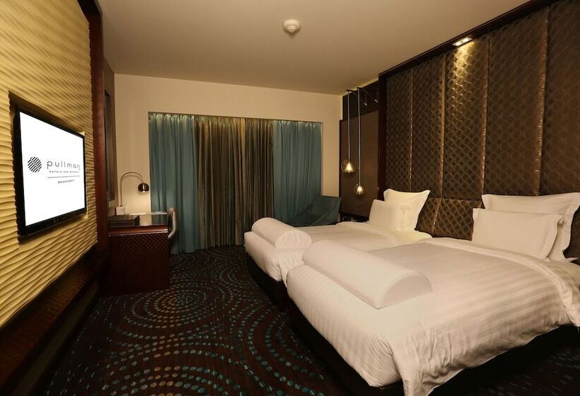 Номер Deluxe, Pullman New Delhi Aerocity An Accor Hotels Brand