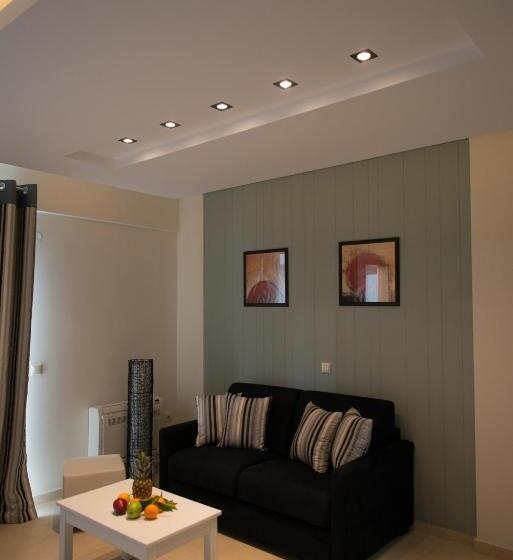 Семейные Апартаменты, Mantinia Bay