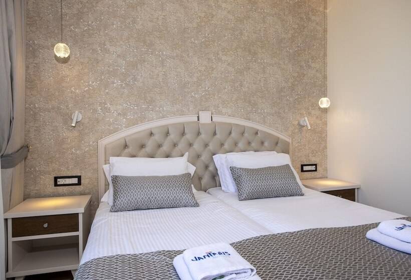 Полулюкс с Бассейном, Vantaris Luxury Beach Resort