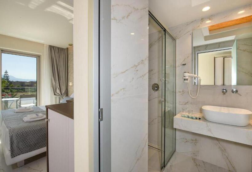 Полулюкс с Бассейном, Vantaris Luxury Beach Resort