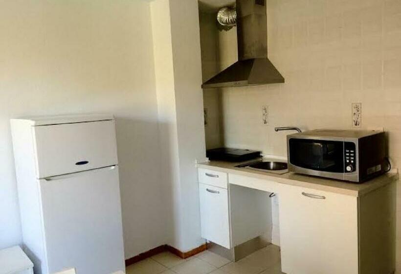 スタンダードスタジオ, Apartamentos Bernat Pie de Playa 3000