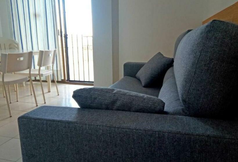 スタンダードスタジオ, Apartamentos Bernat Pie de Playa 3000