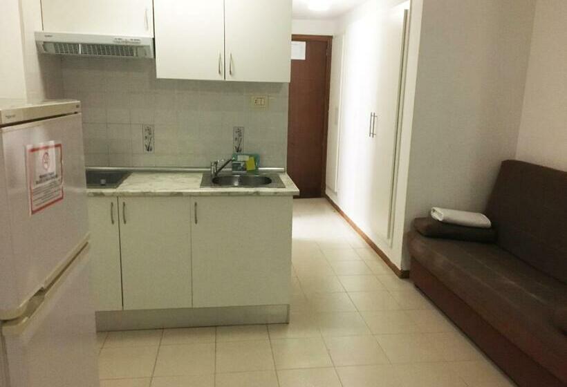 スタンダードスタジオ, Apartamentos Bernat Pie de Playa 3000