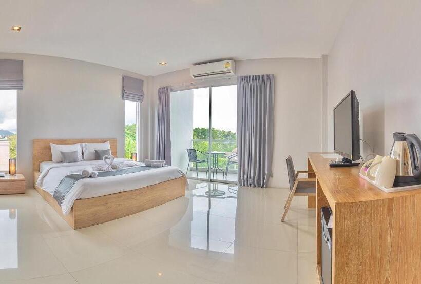 اتاق لوکس با بالکن, Lemonade Phuket Hotel  Sha Plus