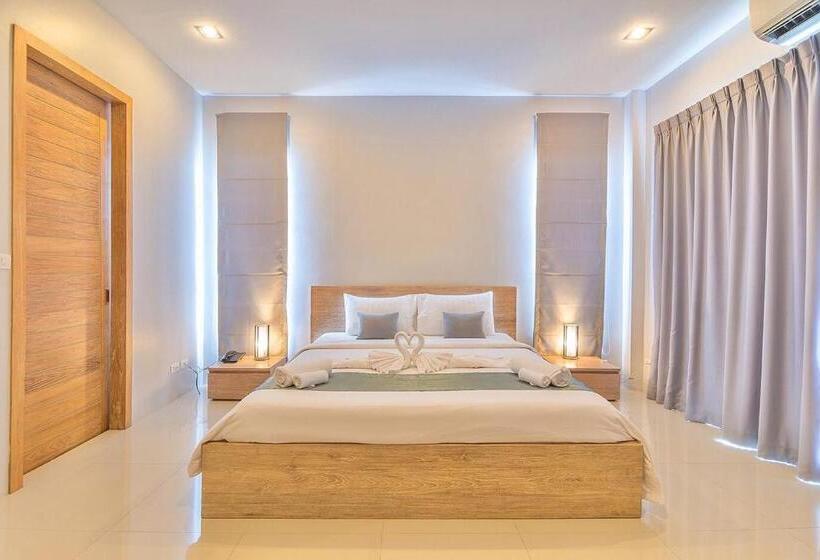 اتاق لوکس با بالکن, Lemonade Phuket Hotel  Sha Plus