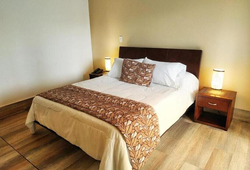 이그제큐티브 스위트, Vallclaire Suites