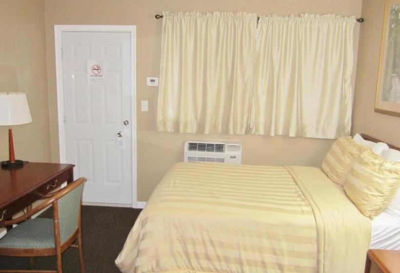标准间带双人床, Village Inn & Suites   Sudbury