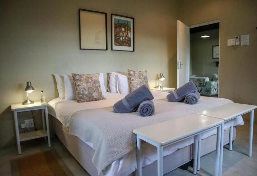 Семейный Номер, Saronsberg Vineyard Cottages