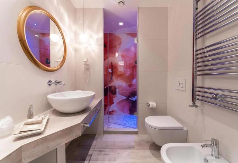 Номер Стандарт с Балконом, The Green Park Hotel Wellnessspa & Restaurant