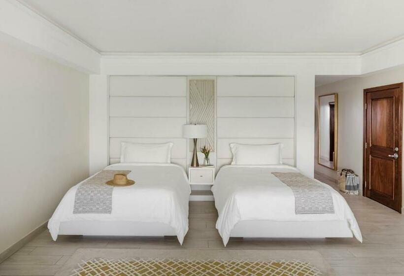 سوییت جونیور با چشم‌انداز دریا, Aurora Anguilla Resort & Golf Club
