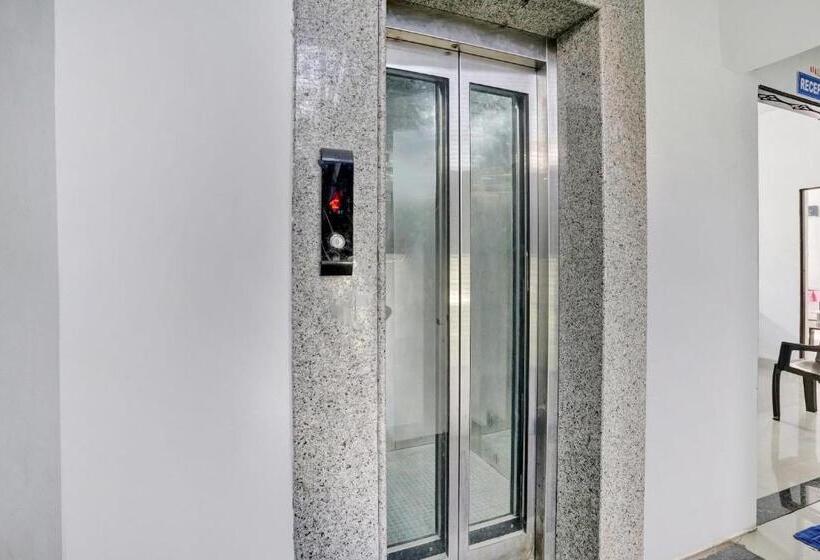 トリプルクラシックルーム, Oyo Flagship 70191 Vandanvilla Service Apartment