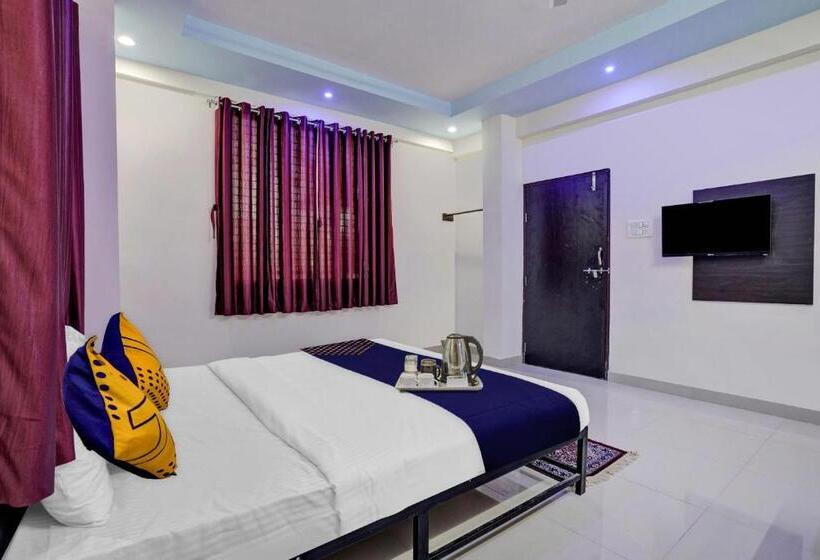 トリプルクラシックルーム, Oyo Flagship 70191 Vandanvilla Service Apartment