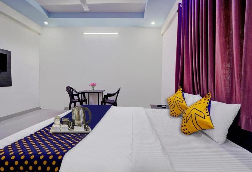 トリプルクラシックルーム, Oyo Flagship 70191 Vandanvilla Service Apartment