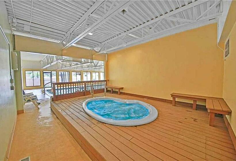 Студия Стандарт, Snowblaze Condominiums E103