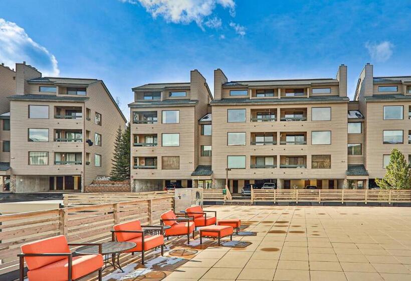 Студия Стандарт, Snowblaze Condominiums E103
