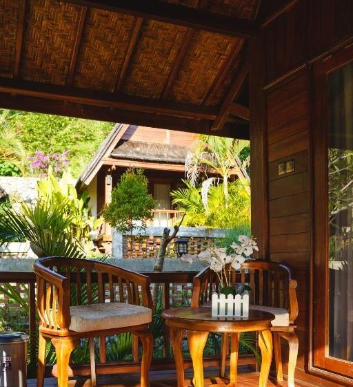キングサイズベッドのデラックススイート, Cersen Resort Lombok