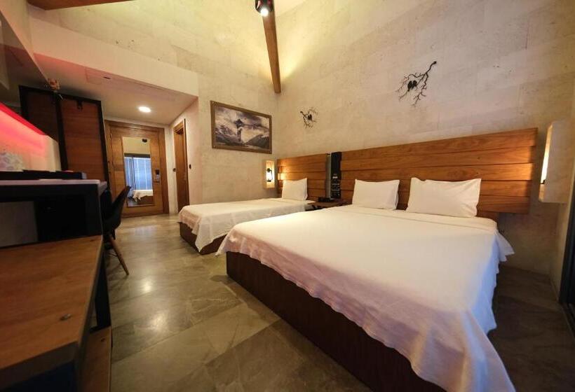 デラックストリプルルーム, Kosa Otel çeşme