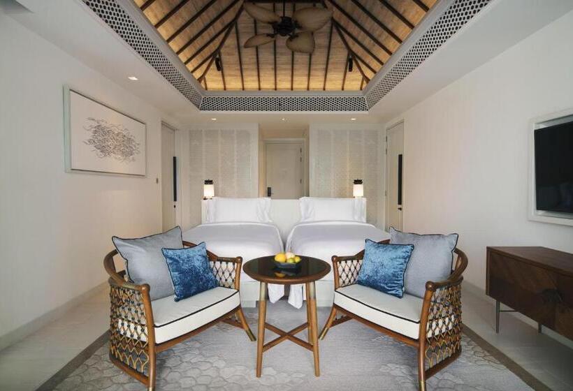 套房侧面可观海景, Banyan Tree Krabi
