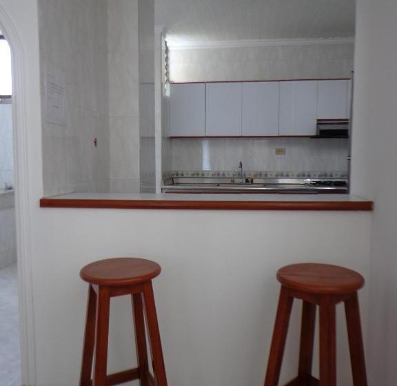 Apartamento 1 Dormitório com Vistas, Edificio Sandra