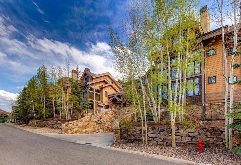 Апартаменты 3 Спальни, Beautiful Deer Valley Portico Condo