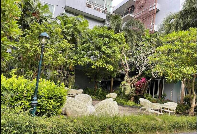 Apartamento 1 Dormitório Vista Jardim, Dee Apartments