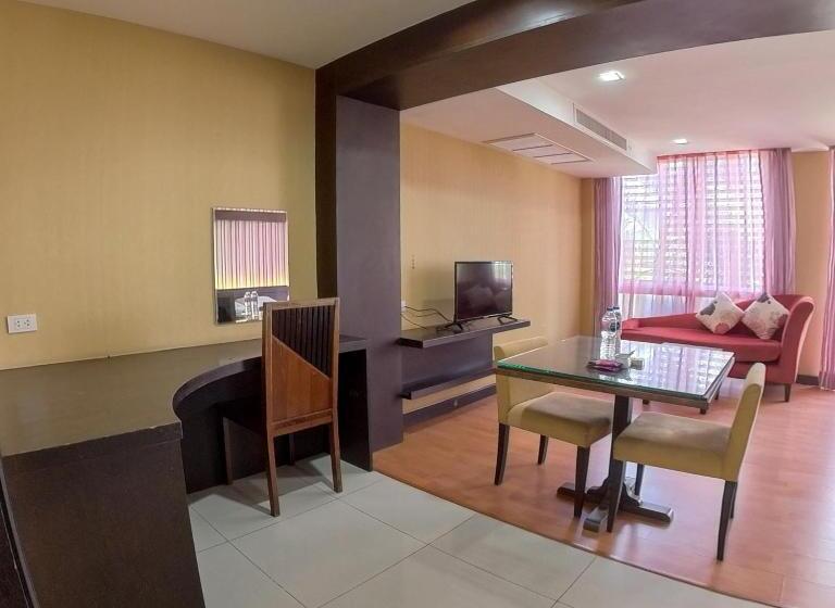 Apartamento 1 Dormitório Vista Jardim, Dee Apartments