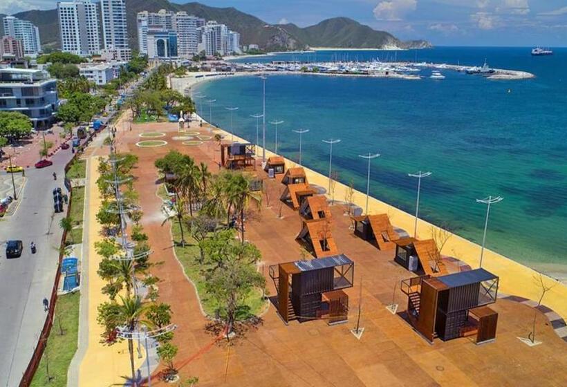 اتاق استاندارد با سرویس بهداشتی مشترک, Aurelia Compartida Hospedaje