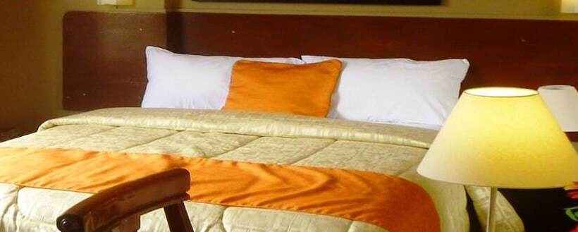 Номер Стандарт Трехместный, Acuario Hotel & Suite