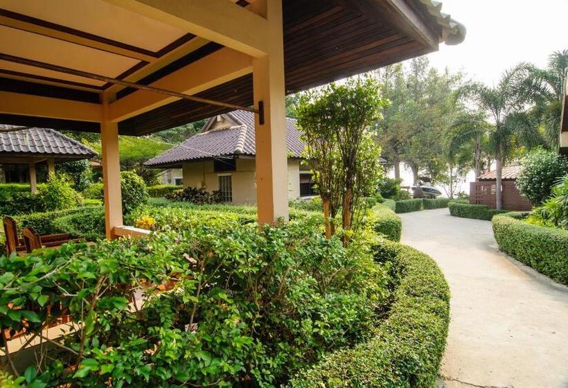 Номер Superior Вид на Сад, Ao Cho Grandview Hideaway Resort