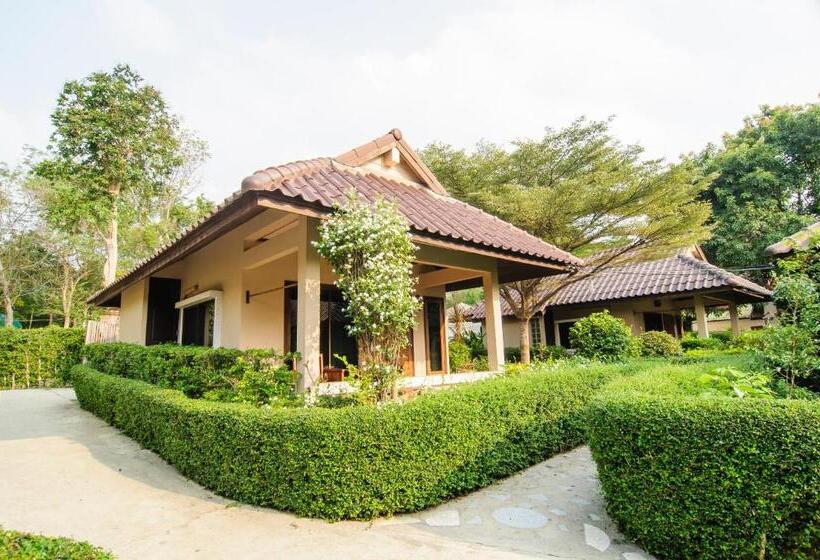 Семейный Номер Вид на Сад, Ao Cho Grandview Hideaway Resort
