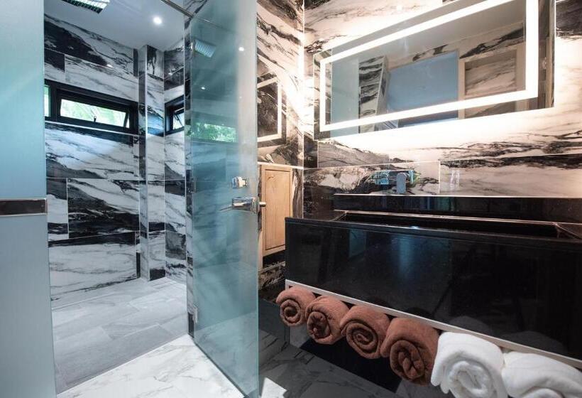 Люкс с Бассейном, Ao Cho Grandview Hideaway Resort